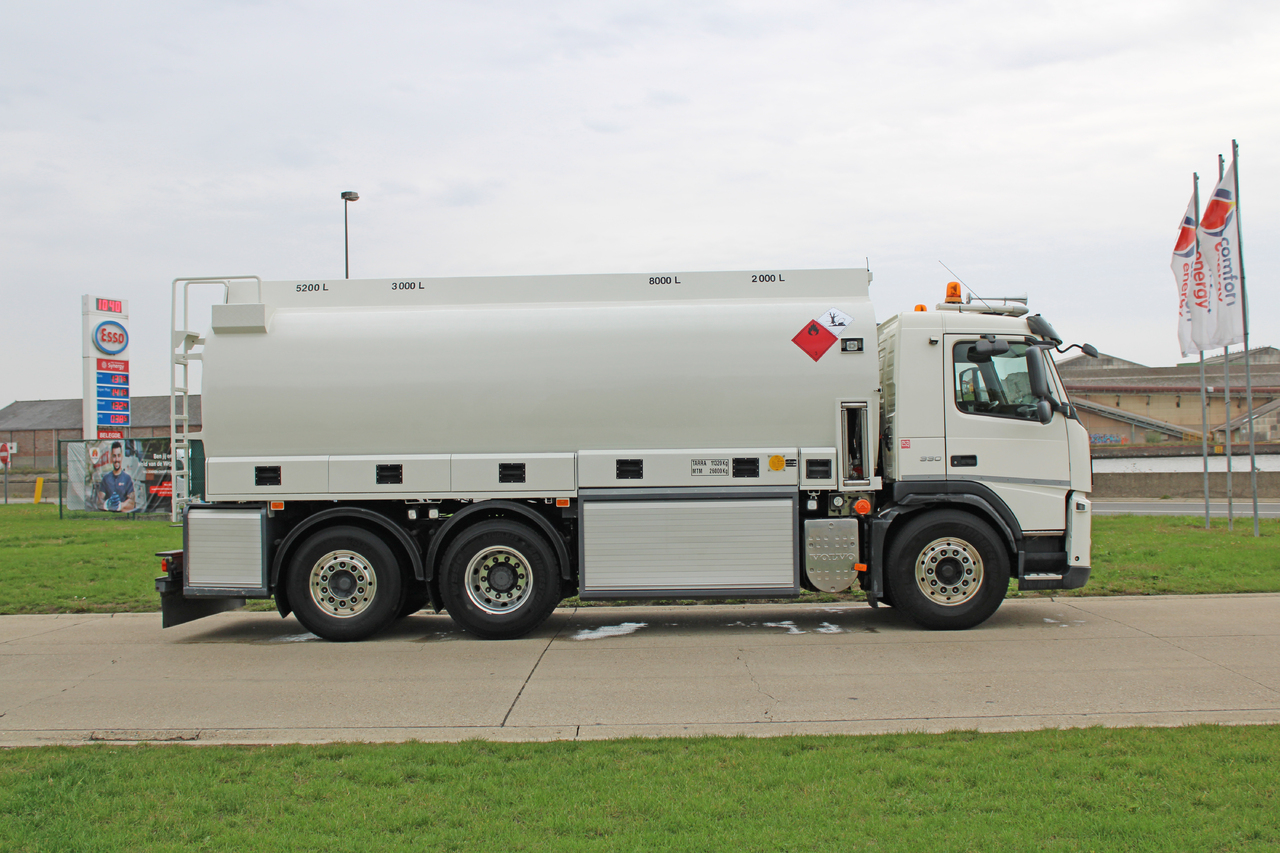 Camion citerne Volvo FM: photos 5
