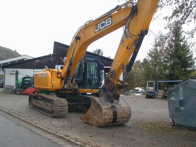 JCB JS220LCT4 - Pelle sur chenille: photos 4 JCB JS220LCT4 - Pelle sur chenille: photos 4