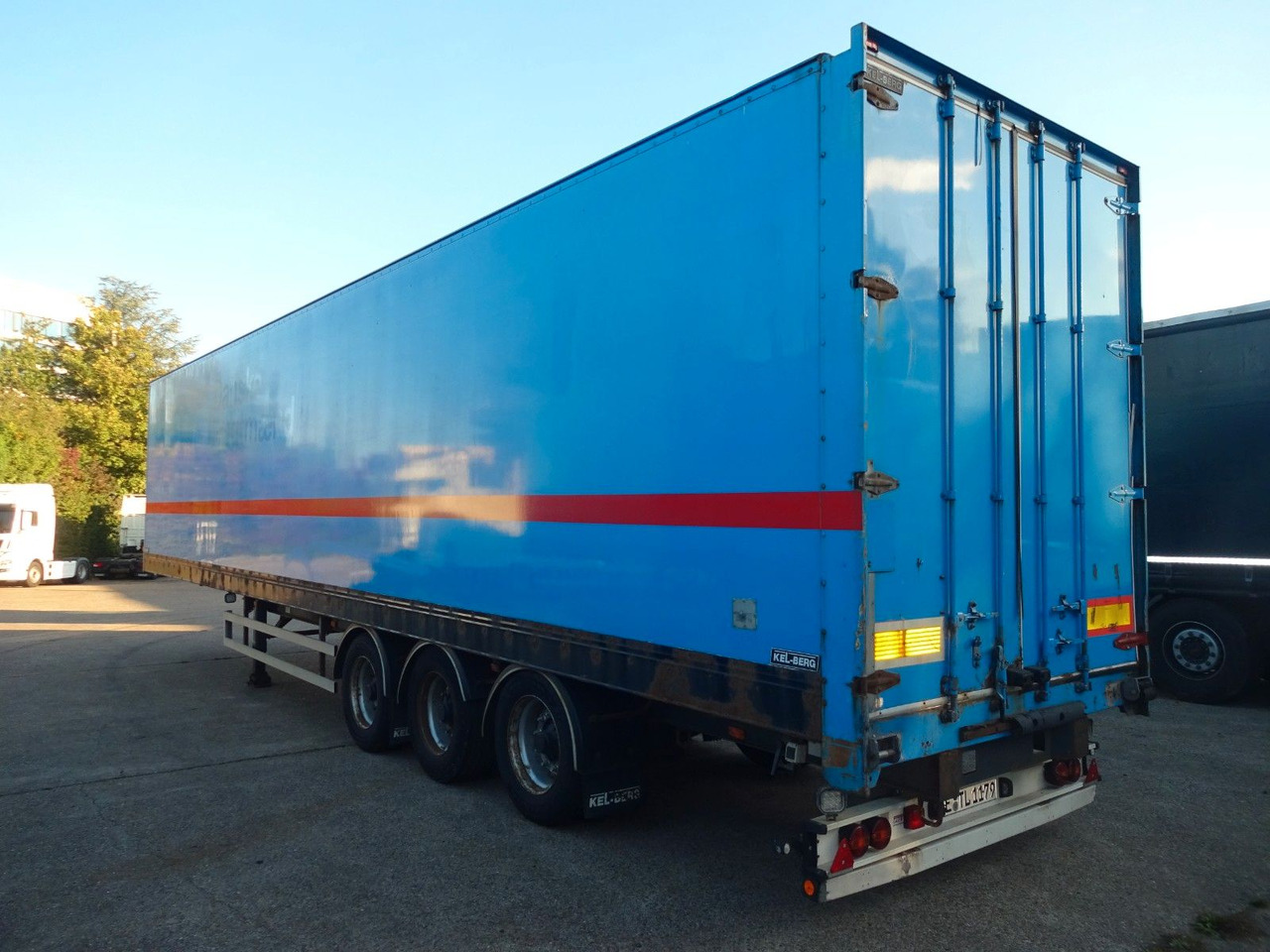 Kel-Berg 3 x Koffer, Doppelstock mit Balken - Semi-remorque fourgon: photos 3 Kel-Berg 3 x Koffer, Doppelstock mit Balken - Semi-remorque fourgon: photos 3