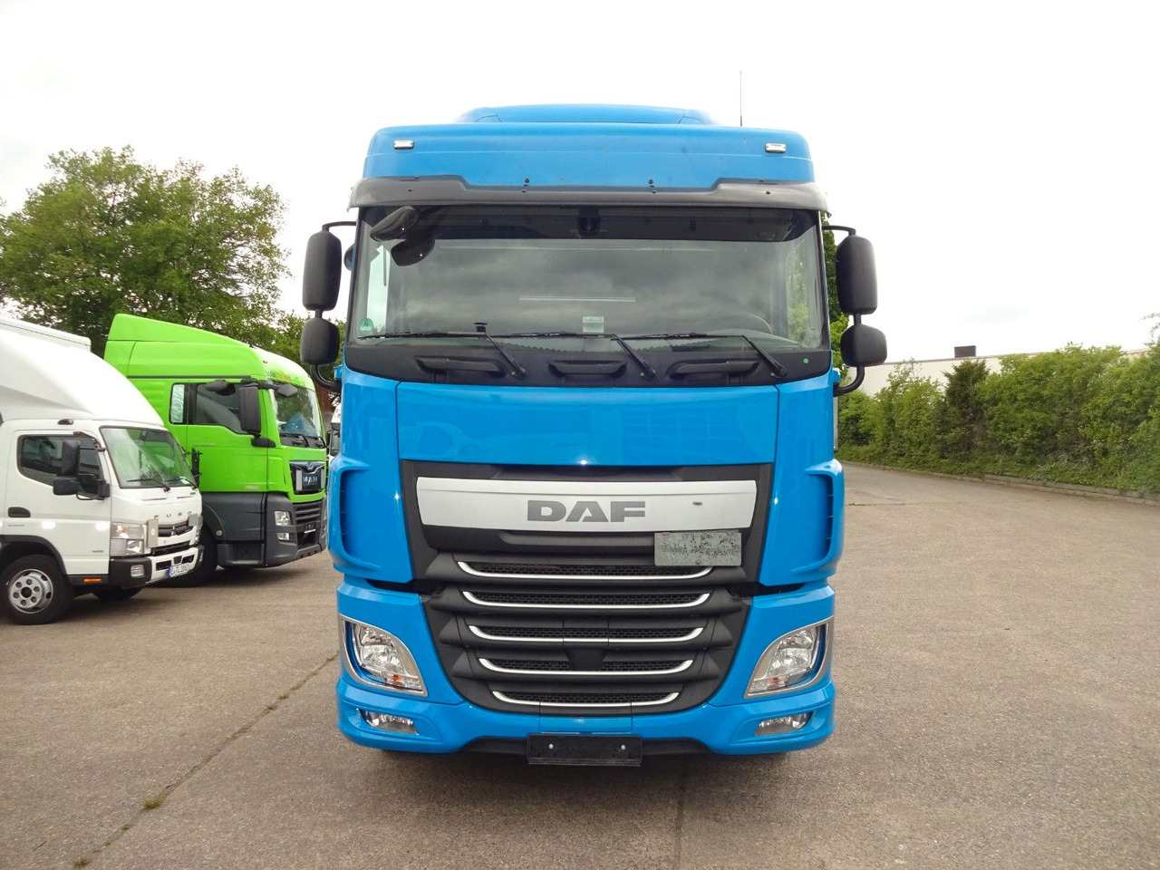 DAF XF 440, SC, Klima, 2 x Tank, Intarder, - Tracteur routier: photos 2 DAF XF 440, SC, Klima, 2 x Tank, Intarder, - Tracteur routier: photos 2