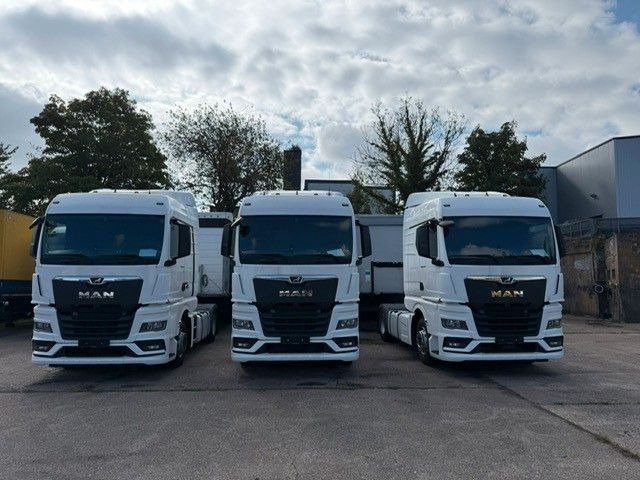 MAN TGX 18.470, XLX, ACC, Intarder, 2 x Tanks - Tracteur routier: photos 1 MAN TGX 18.470, XLX, ACC, Intarder, 2 x Tanks - Tracteur routier: photos 1