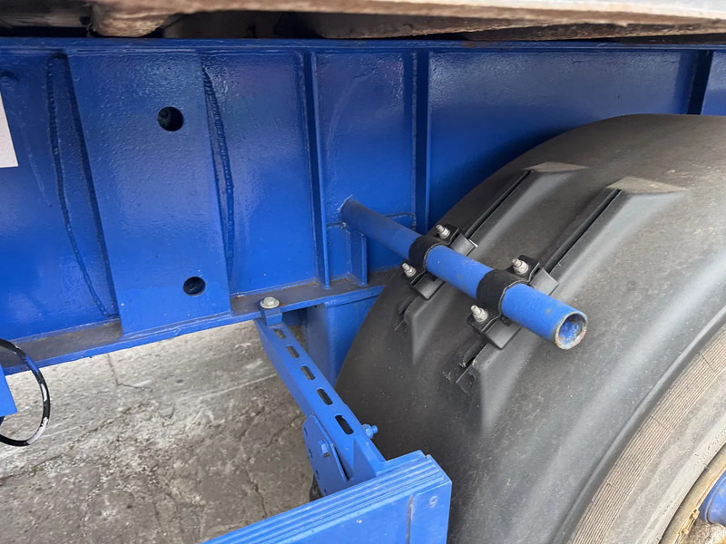 Hendricks 20ft container Kippchassis 24V hydraulic Self support! - Semi-remorque porte-conteneur/ Caisse mobile: photos 5 Hendricks 20ft container Kippchassis 24V hydraulic Self support! - Semi-remorque porte-conteneur/ Caisse mobile: photos 5