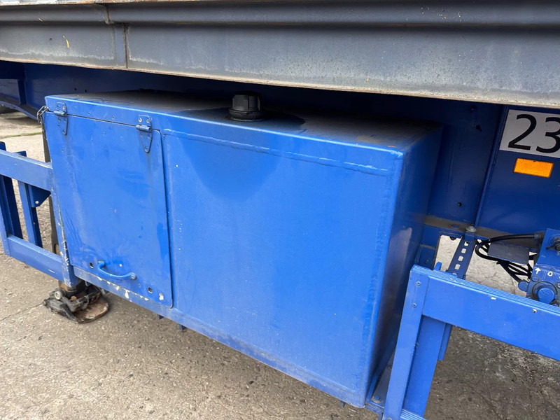 Hendricks 20ft container Kippchassis 24V hydraulic Self support! - Semi-remorque porte-conteneur/ Caisse mobile: photos 4 Hendricks 20ft container Kippchassis 24V hydraulic Self support! - Semi-remorque porte-conteneur/ Caisse mobile: photos 4