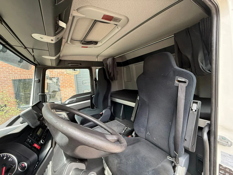 MAN TGM TGM 15.250 4X2 Chassis, Airco, 526.460 KM, Slaapcabine - Châssis cabine: photos 5 MAN TGM TGM 15.250 4X2 Chassis, Airco, 526.460 KM, Slaapcabine - Châssis cabine: photos 5