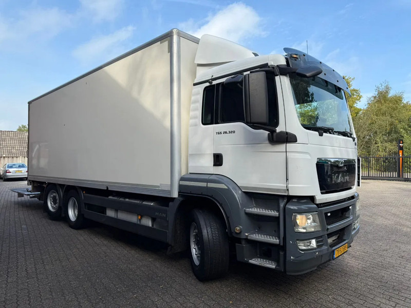 MAN TGS 26.320 Koffer Stuuras AHK 3.000KG LBW 353.980KM! NL Truck APK/TUV 11-03-2026 - Camion fourgon: photos 2 MAN TGS 26.320 Koffer Stuuras AHK 3.000KG LBW 353.980KM! NL Truck APK/TUV 11-03-2026 - Camion fourgon: photos 2