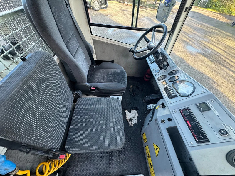 Tracteur portuaire Mafi T225D T225D Rangeertrekker met Kenteken & vangmuil!: photos 11