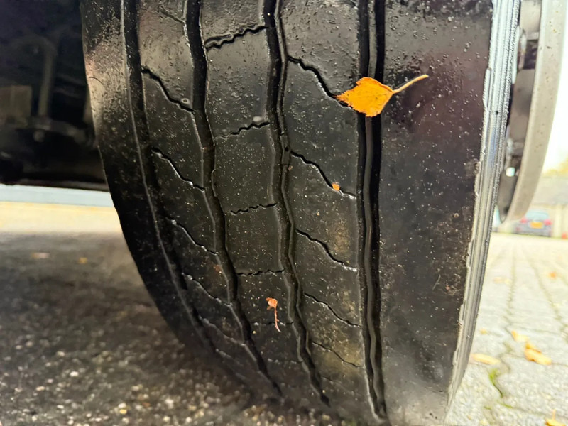 Camion fourgon Mercedes-Benz Atego 1218 7.3M Koffer 1500KG LBW 323.826KM! NL Truck APK/TUV 26-04-2026: photos 11 Camion fourgon Mercedes-Benz Atego 1218 7.3M Koffer 1500KG LBW 323.826KM! NL Truck APK/TUV 26-04-2026: photos 11