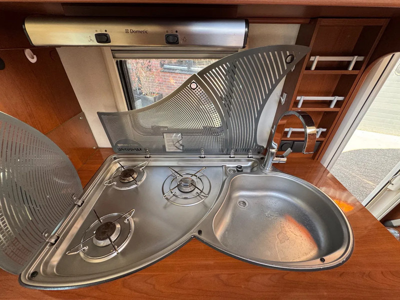 Renault Dethleffs Esprit RT 6614 Half integraal DCI 150 en leasing occasion Renault Dethleffs Esprit RT 6614 Half integraal DCI 150: photos 14 Renault Dethleffs Esprit RT 6614 Half integraal DCI 150 en leasing occasion Renault Dethleffs Esprit RT 6614 Half integraal DCI 150: photos 14