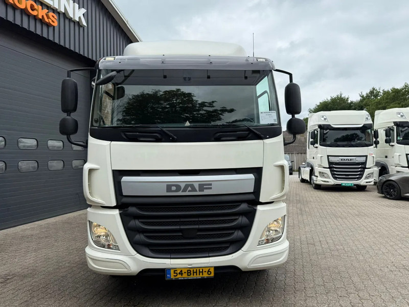 DAF CF 290 4x2 Dag cabine 649.535 KM Airco - NL Truck! - Tracteur routier: photos 5 DAF CF 290 4x2 Dag cabine 649.535 KM Airco - NL Truck! - Tracteur routier: photos 5