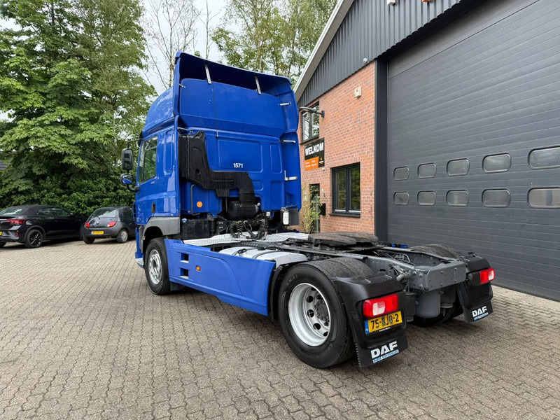 DAF CF 400 Space Cab side ACC 4x2 615.010KM! NL Truck - Tracteur routier: photos 4 DAF CF 400 Space Cab side ACC 4x2 615.010KM! NL Truck - Tracteur routier: photos 4