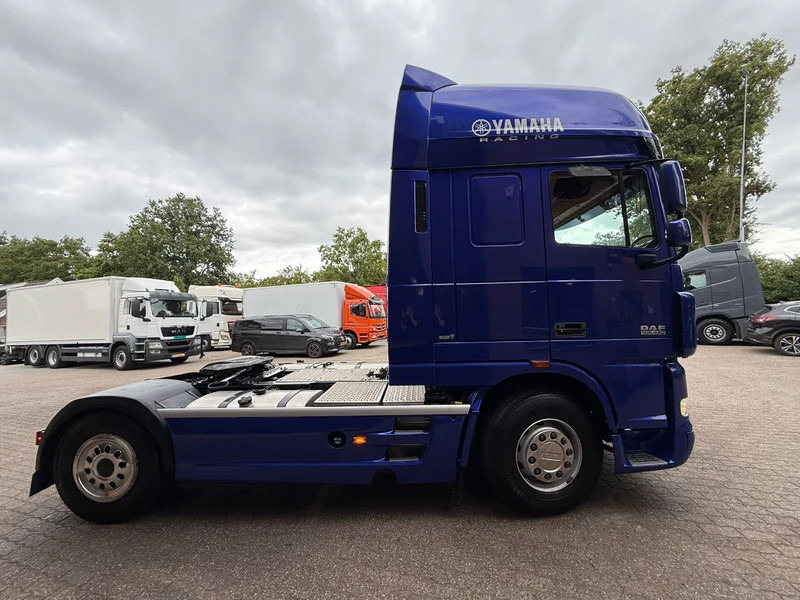 DAF XF 105.460 4X2 SSC Super Space EX Racing team, 420.510KM!! - Tracteur routier: photos 3 DAF XF 105.460 4X2 SSC Super Space EX Racing team, 420.510KM!! - Tracteur routier: photos 3