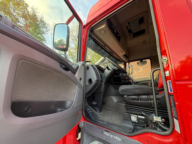DAF XF 460 6X2 FTG Manual 16X Space Cab NL truck - Tracteur routier: photos 4 DAF XF 460 6X2 FTG Manual 16X Space Cab NL truck - Tracteur routier: photos 4