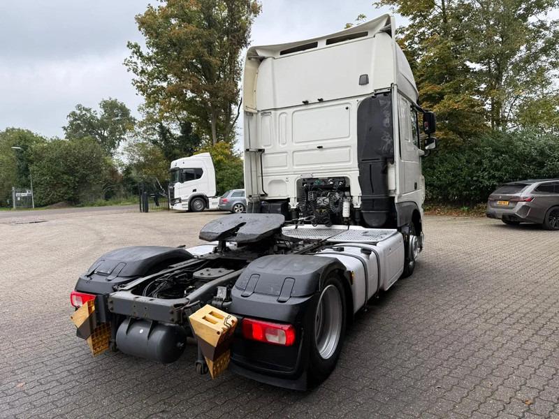 DAF XF 460 SSC Super Space 2x Tank Hefschotel NL Truck - Tracteur routier: photos 3 DAF XF 460 SSC Super Space 2x Tank Hefschotel NL Truck - Tracteur routier: photos 3