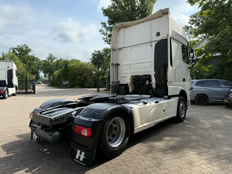 DAF XF 460 SSC Super Space 2x tank ACC German truck - Tracteur routier: photos 5 DAF XF 460 SSC Super Space 2x tank ACC German truck - Tracteur routier: photos 5