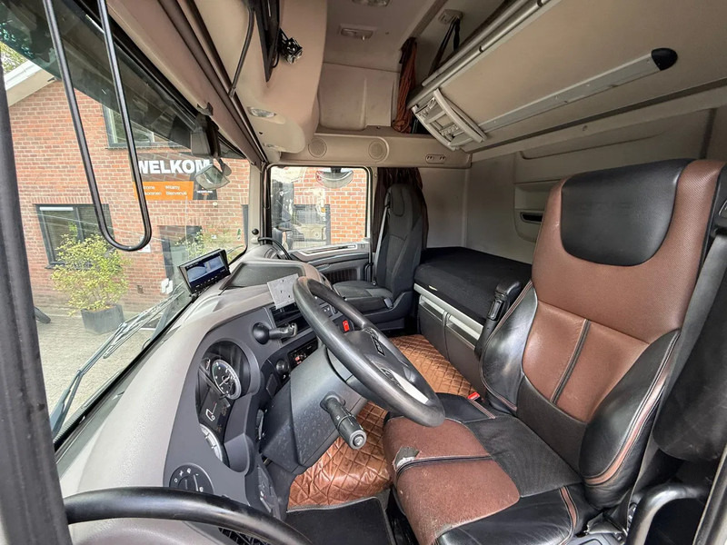 DAF XF 480 SSC Super Space EURO 6D Top condition NL-TruckAPK/TUV 11/2025 - Tracteur routier: photos 5 DAF XF 480 SSC Super Space EURO 6D Top condition NL-TruckAPK/TUV 11/2025 - Tracteur routier: photos 5