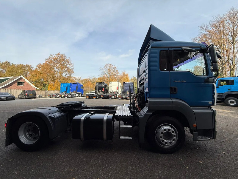 MAN TGA 18.320 Dagcabine 694.410KM NL Truck - Tracteur routier: photos 5 MAN TGA 18.320 Dagcabine 694.410KM NL Truck - Tracteur routier: photos 5