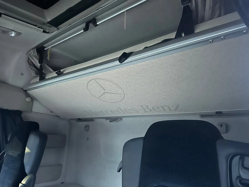 Mercedes-Benz Actros 1840 4X2 679.306KM NL Truck - Tracteur routier: photos 4 Mercedes-Benz Actros 1840 4X2 679.306KM NL Truck - Tracteur routier: photos 4