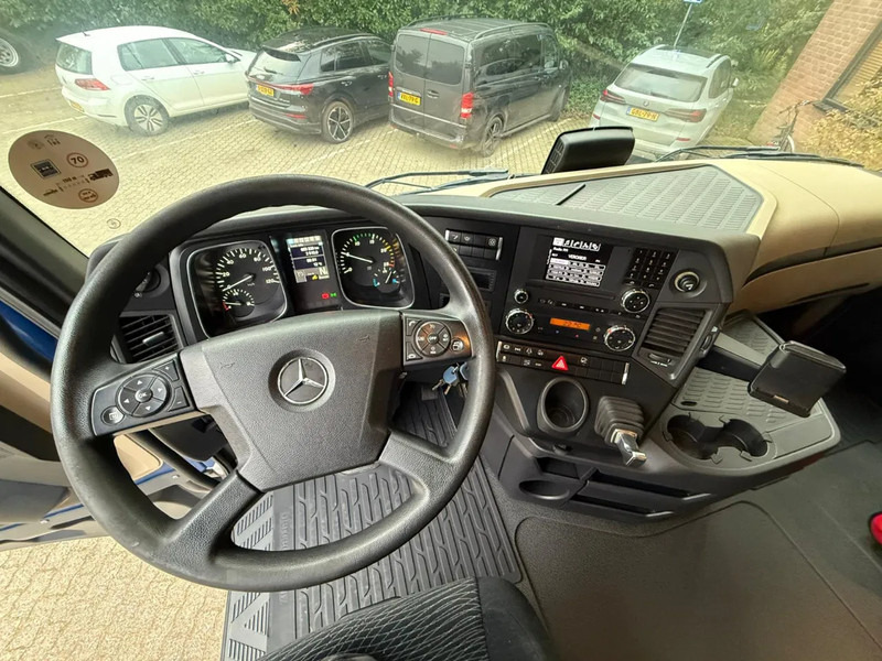 Tracteur routier Mercedes-Benz Actros 1940 4x2 Streamspace Spoilers 663.325KM: photos 6 Tracteur routier Mercedes-Benz Actros 1940 4x2 Streamspace Spoilers 663.325KM: photos 6