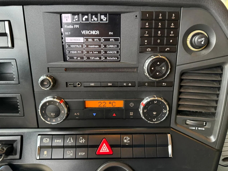 Tracteur routier Mercedes-Benz Actros 1940 4x2 Streamspace Spoilers 663.325KM: photos 18 Tracteur routier Mercedes-Benz Actros 1940 4x2 Streamspace Spoilers 663.325KM: photos 18