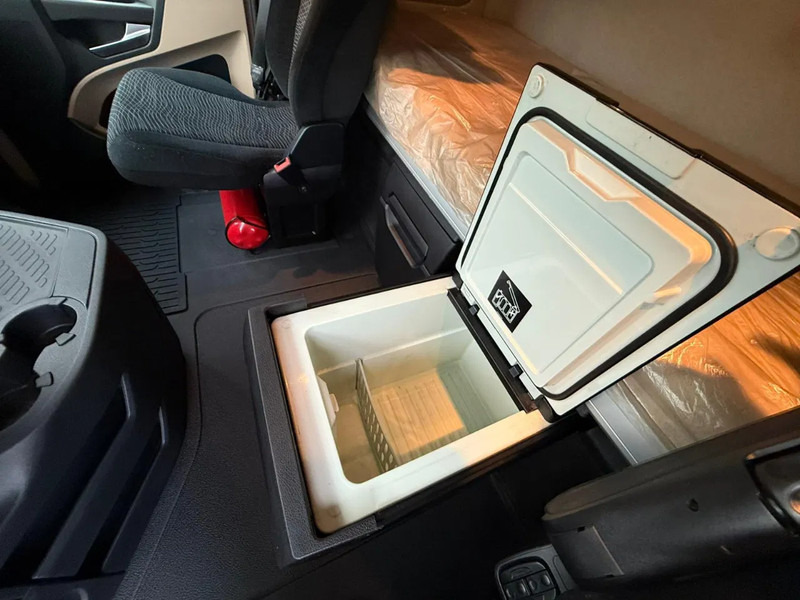 Tracteur routier Mercedes-Benz Actros 1940 4x2 Streamspace Spoilers 663.325KM: photos 14 Tracteur routier Mercedes-Benz Actros 1940 4x2 Streamspace Spoilers 663.325KM: photos 14