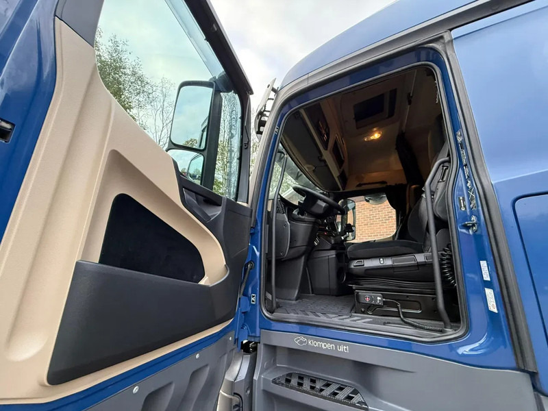 Tracteur routier Mercedes-Benz Actros 1940 4x2 Streamspace Spoilers 663.325KM: photos 8 Tracteur routier Mercedes-Benz Actros 1940 4x2 Streamspace Spoilers 663.325KM: photos 8