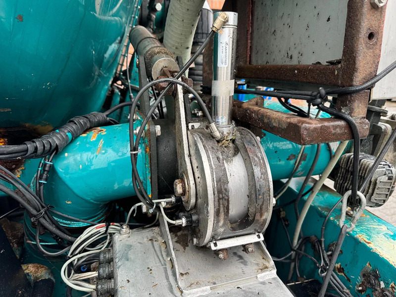 Semi-remorque citerne Veenhuis 36m3 RVS Mestoplegger Geijkte weging Nieuwe APK VMA Bemonstering 2x stuuras: photos 18
