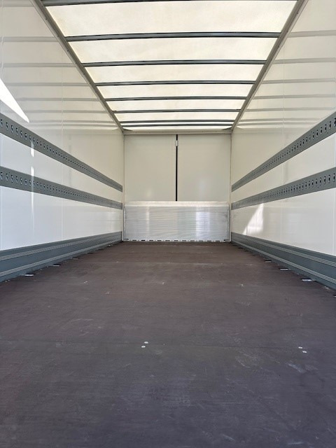 BDF-System, 7.450 mm lang, Durchladesystem mit Überfahrblech, Portal Doppelflügeltür, - Carrosserie fourgon: photos 5 BDF-System, 7.450 mm lang, Durchladesystem mit Überfahrblech, Portal Doppelflügeltür, - Carrosserie fourgon: photos 5