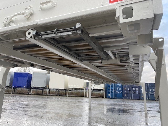 CIMC BDF-System 7.450 mm, LACK NEU in RAL 9010 - Premium Lackierung - Sonderpreis - Carrosserie fourgon: photos 2 CIMC BDF-System 7.450 mm, LACK NEU in RAL 9010 - Premium Lackierung - Sonderpreis - Carrosserie fourgon: photos 2