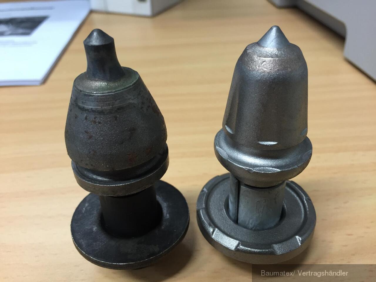 Fräszähne Asphalt/ Beton - Fraiseuse à froid: photos 1 Fräszähne Asphalt/ Beton - Fraiseuse à froid: photos 1