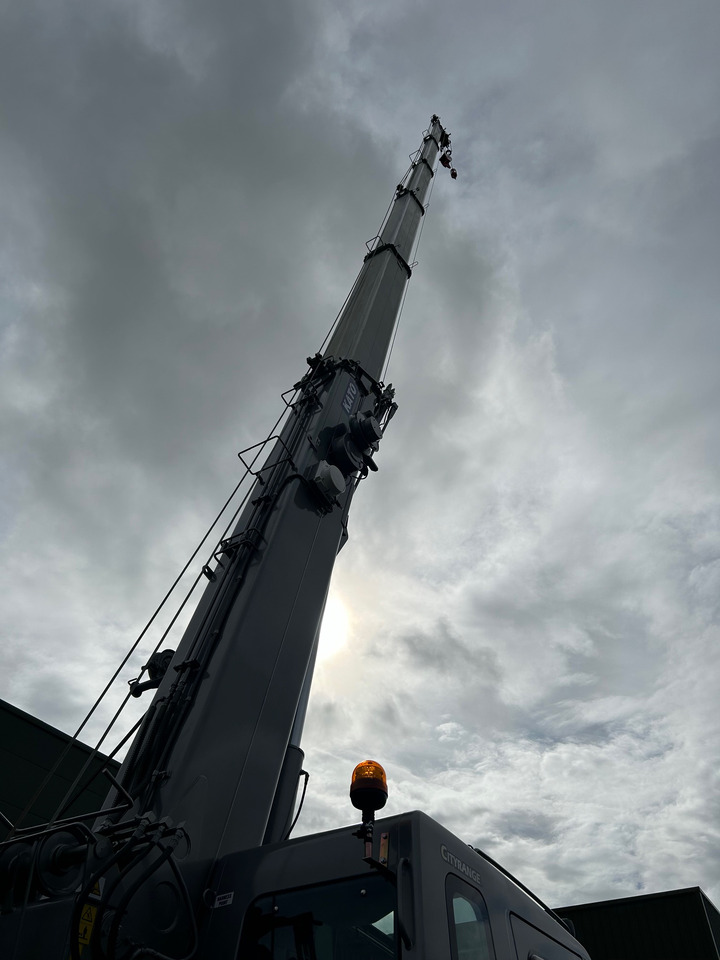 Grue mobile KATO 13 Ton City Crane - Excellent Condition: photos 26