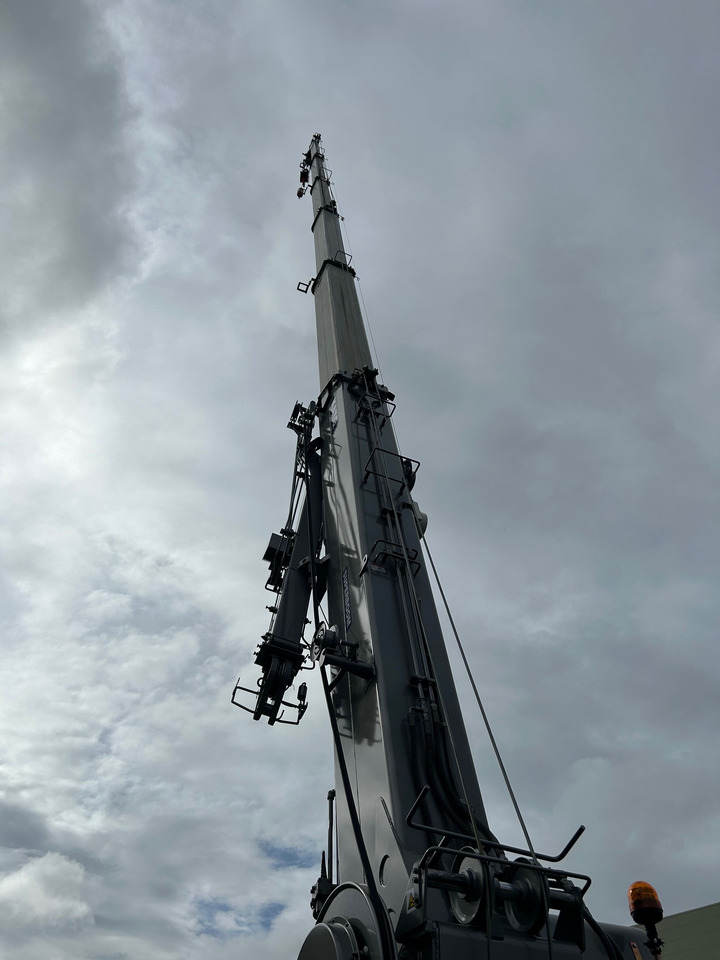 Grue mobile KATO 13 Ton City Crane - Excellent Condition: photos 25