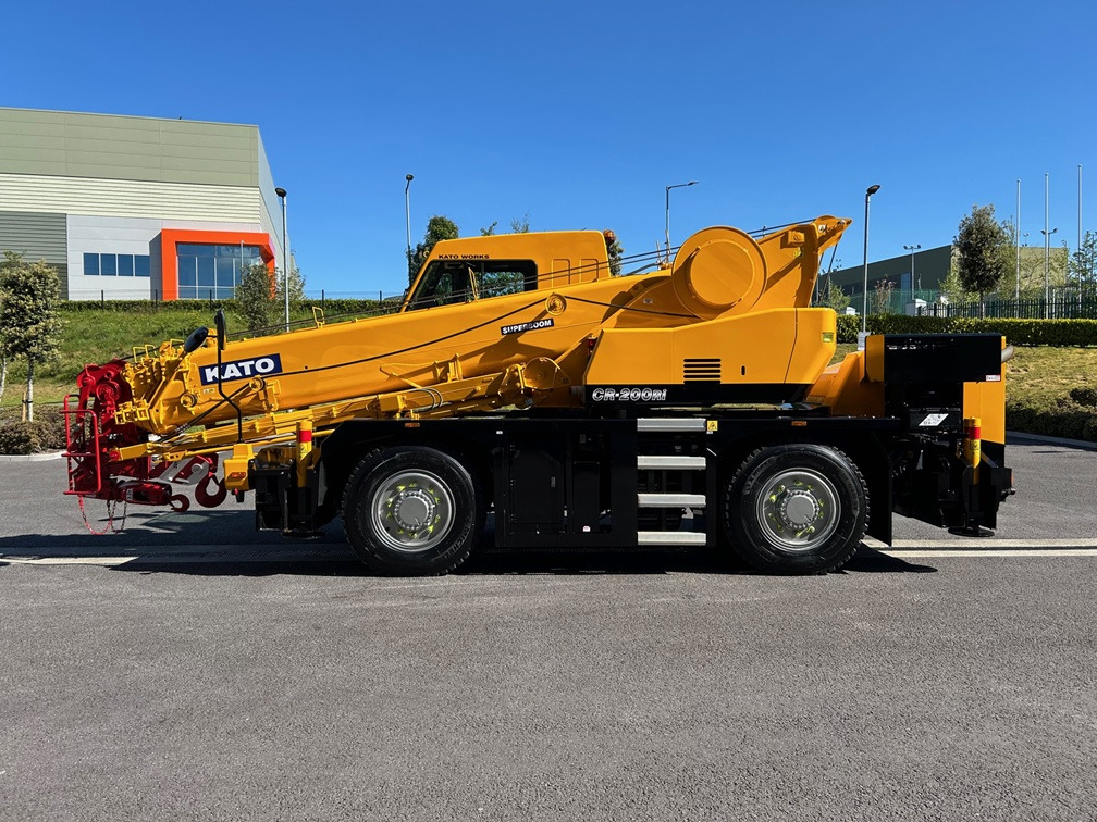 KATO CR-200Ri - 20 Ton City Crane - Like New Consition - Grue mobile: photos 4 KATO CR-200Ri - 20 Ton City Crane - Like New Consition - Grue mobile: photos 4