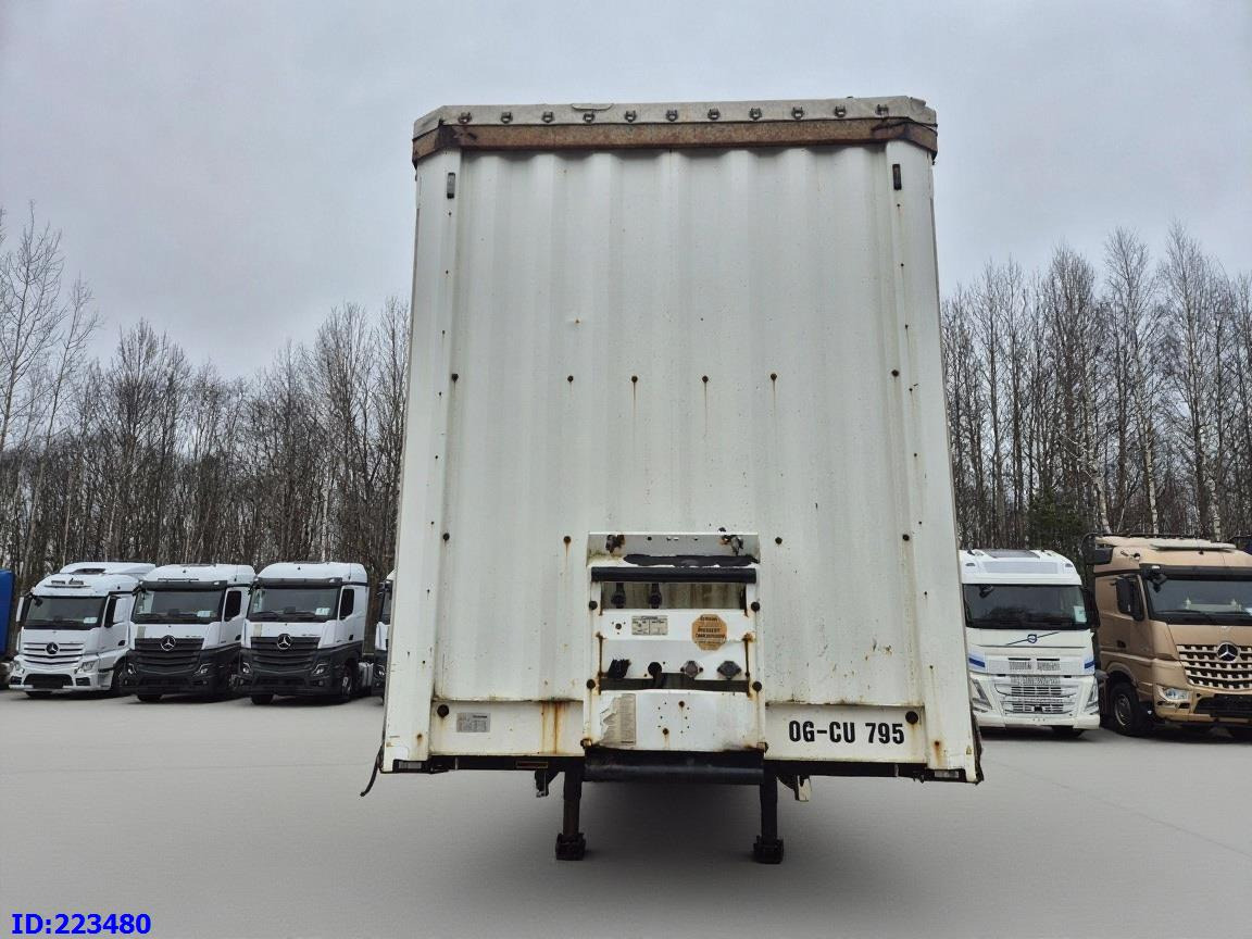 KRONE SDP 27 - Semi-remorque rideaux coulissants: photos 2 KRONE SDP 27 - Semi-remorque rideaux coulissants: photos 2