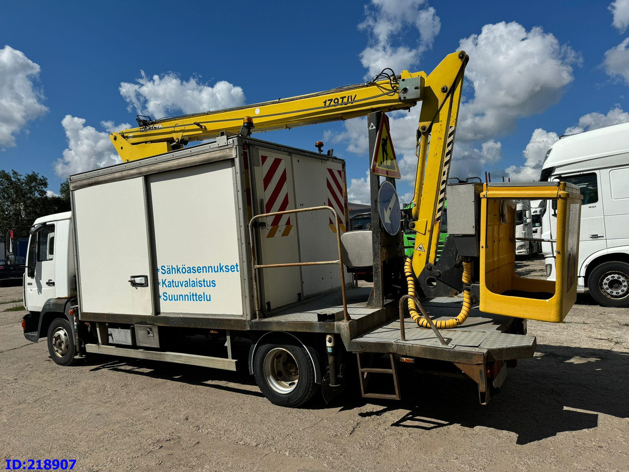 Camion avec nacelle, Véhicule de voirie/ Spécial MAN LE 220C + Sky King 179TV: photos 9