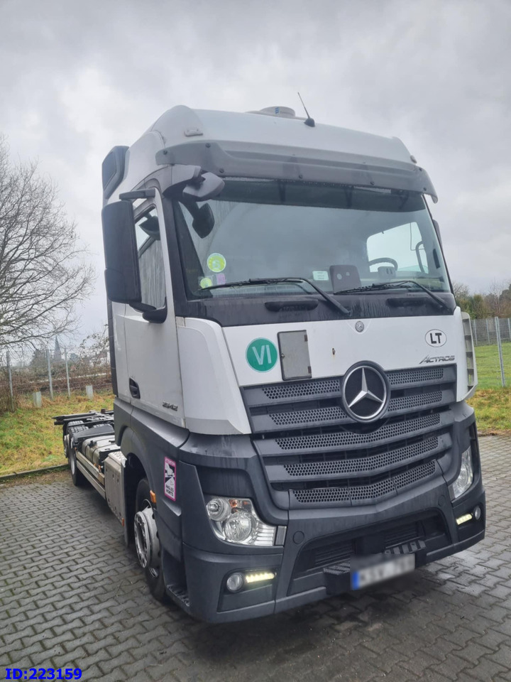 MERCEDES-BENZ Actros 2542 BDF 6x2 Euro6 - Châssis cabine: photos 1 MERCEDES-BENZ Actros 2542 BDF 6x2 Euro6 - Châssis cabine: photos 1