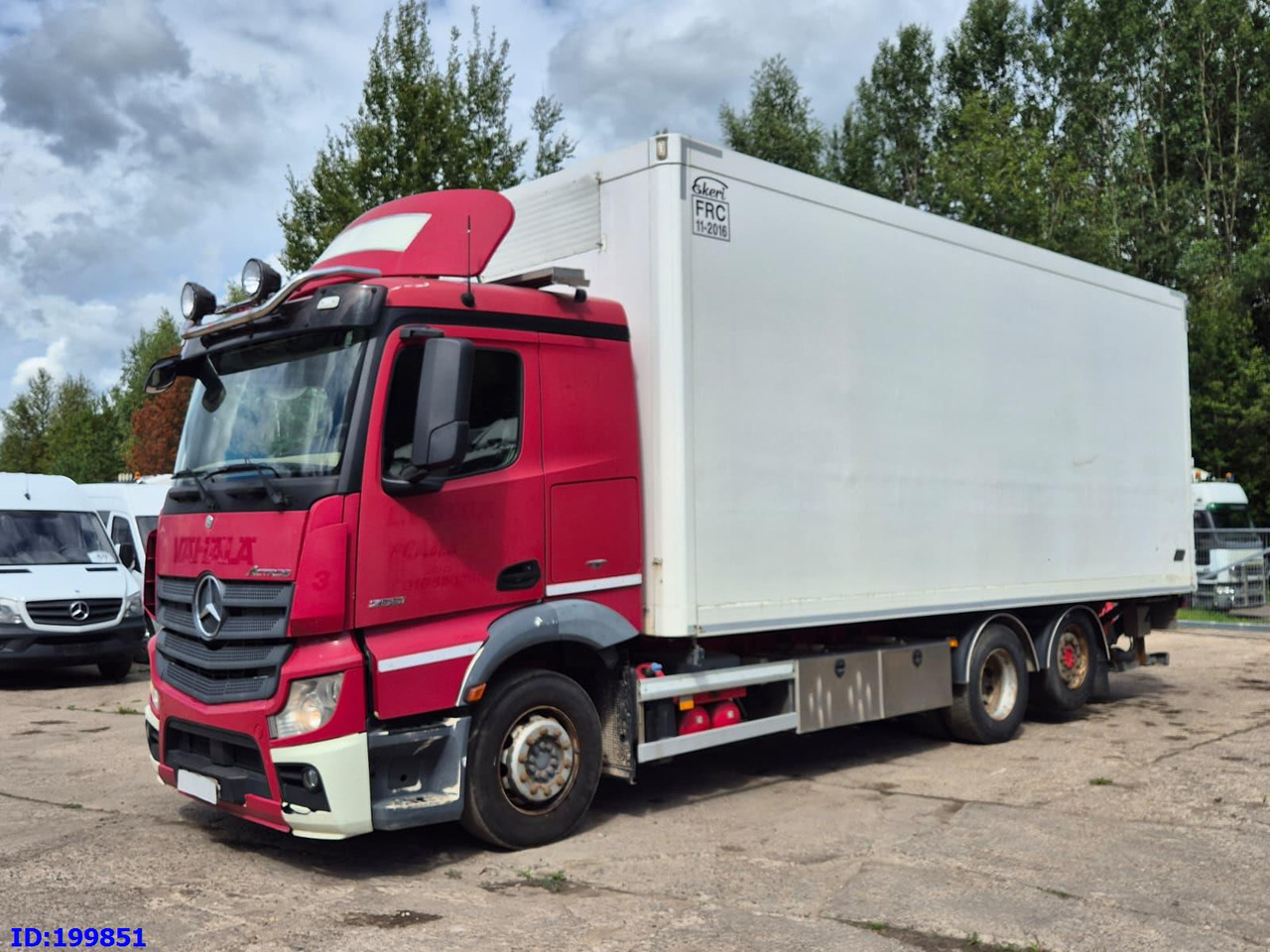 MERCEDES-BENZ Actros 2551 6x2 Euro5 - Camion fourgon: photos 1 MERCEDES-BENZ Actros 2551 6x2 Euro5 - Camion fourgon: photos 1