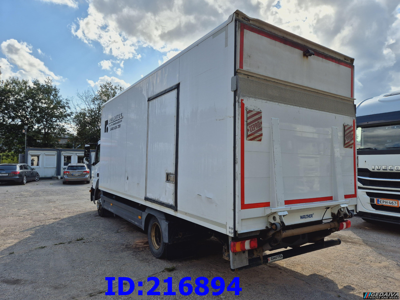Camion isothermique MERCEDES-BENZ Atego 818 Euro6: photos 9