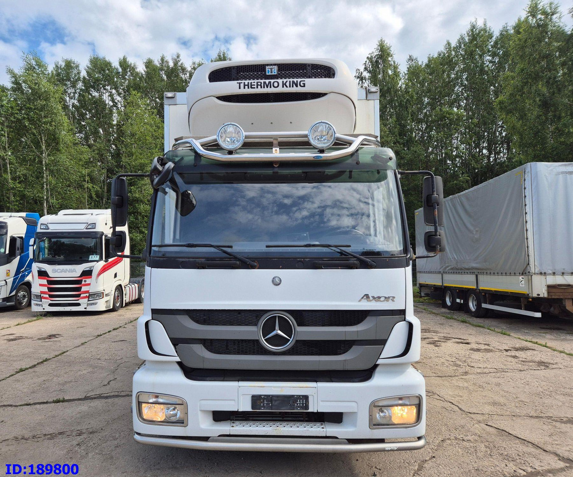 MERCEDES-BENZ Axor 1829 Euro5 Manual + Tail lift - Camion frigorifique: photos 2 MERCEDES-BENZ Axor 1829 Euro5 Manual + Tail lift - Camion frigorifique: photos 2
