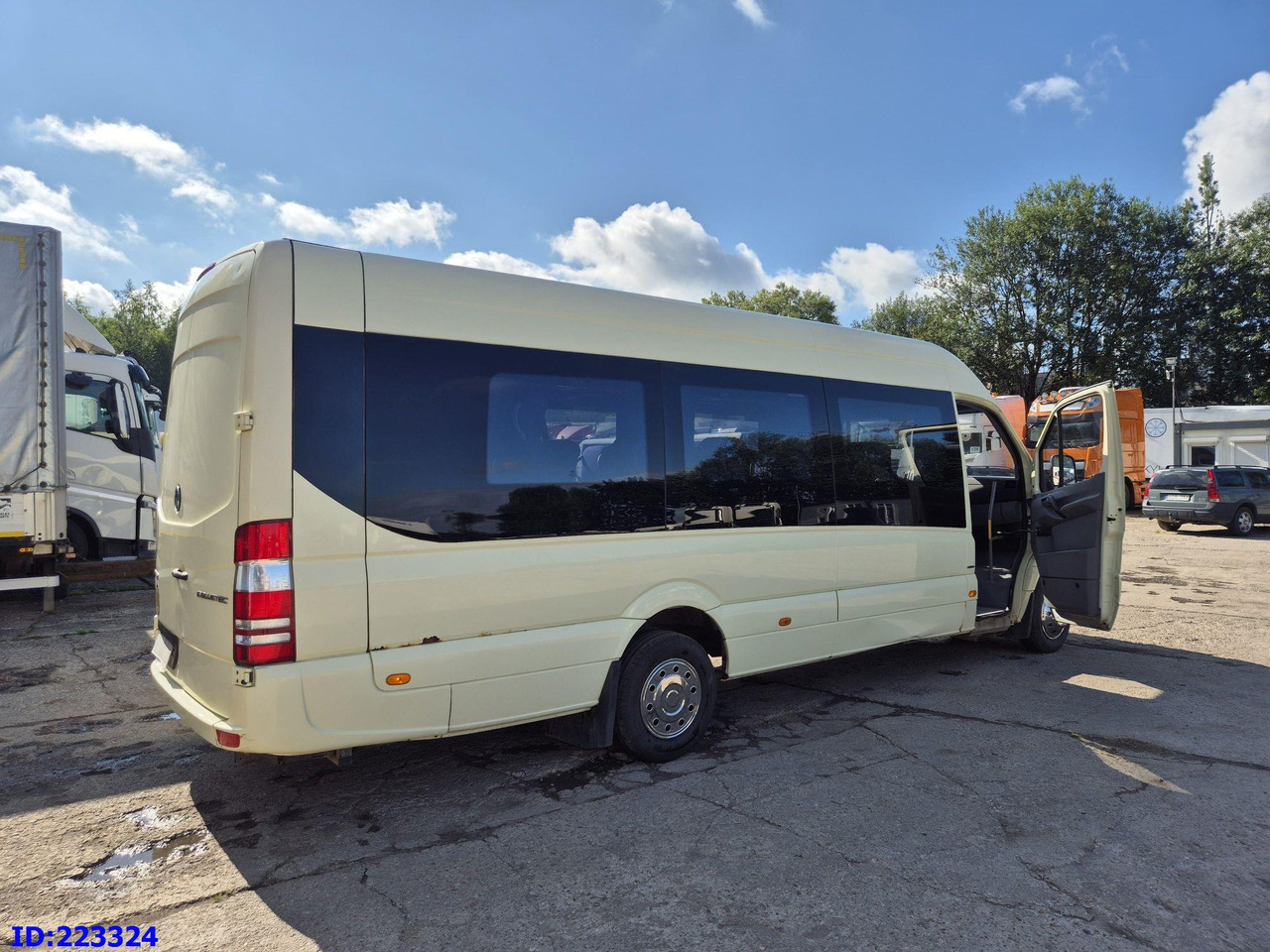 MERCEDES-BENZ Sprinter 516 XXL 20 place Euro6 - Autocar: photos 5 MERCEDES-BENZ Sprinter 516 XXL 20 place Euro6 - Autocar: photos 5