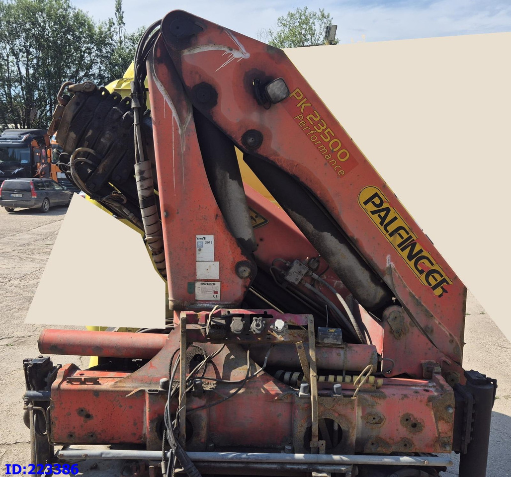 PALFINGER PK23500 + Remote control - Grue auxiliaire: photos 4 PALFINGER PK23500 + Remote control - Grue auxiliaire: photos 4