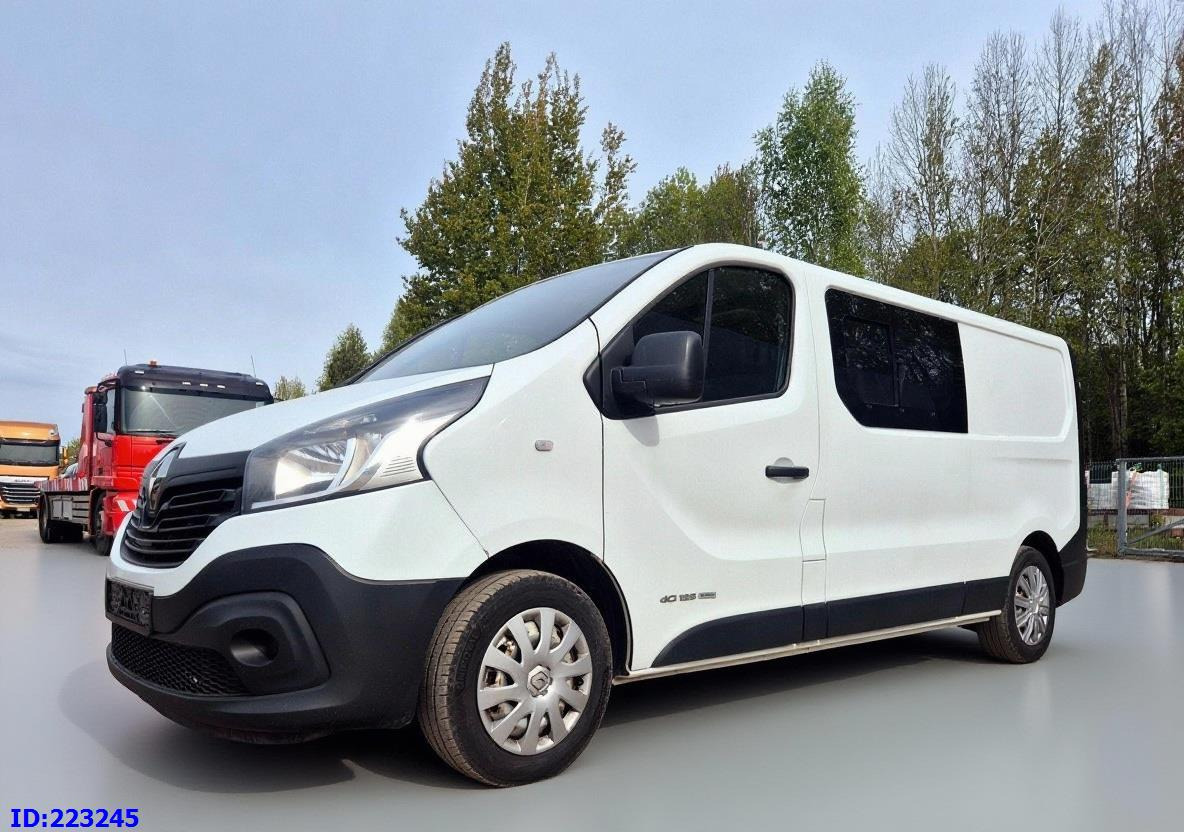 RENAULT Trafic Euro6 - Utilitaire double cabine: photos 4 RENAULT Trafic Euro6 - Utilitaire double cabine: photos 4