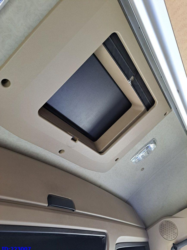 Tracteur routier MERCEDES-BENZ Actros 1843 Euro6: photos 17