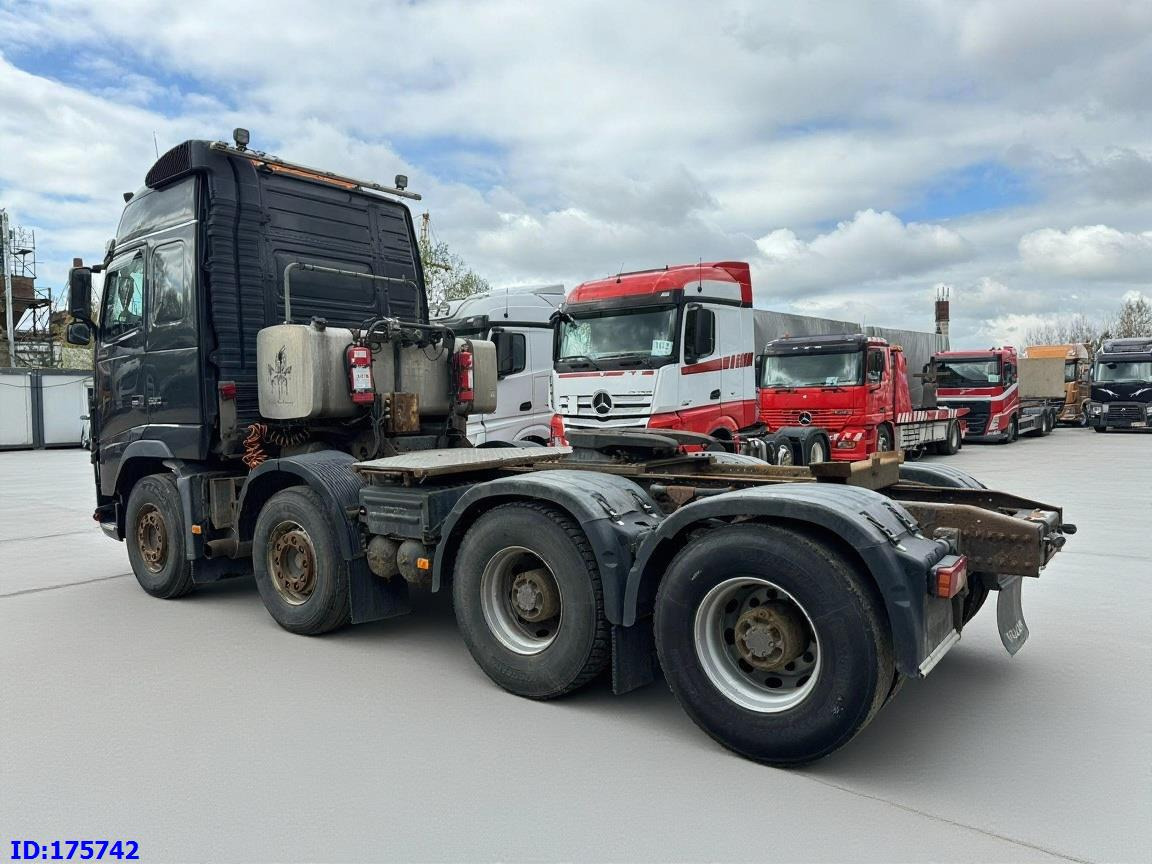 VOLVO FH16 660HP 8x4 - Tracteur routier: photos 4 VOLVO FH16 660HP 8x4 - Tracteur routier: photos 4