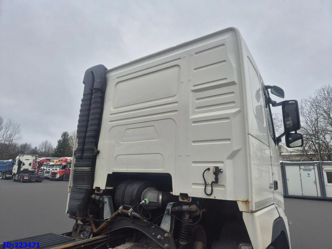 VOLVO FH 420HP 6×2 Steering axle - Châssis cabine: photos 5 VOLVO FH 420HP 6×2 Steering axle - Châssis cabine: photos 5