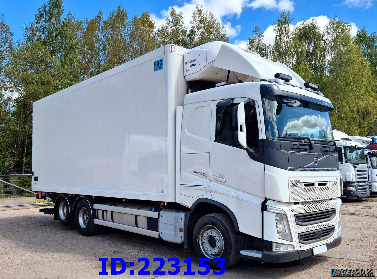 VOLVO FH13 540HP 6x2 FRC Thermoking - Camion frigorifique: photos 3 VOLVO FH13 540HP 6x2 FRC Thermoking - Camion frigorifique: photos 3