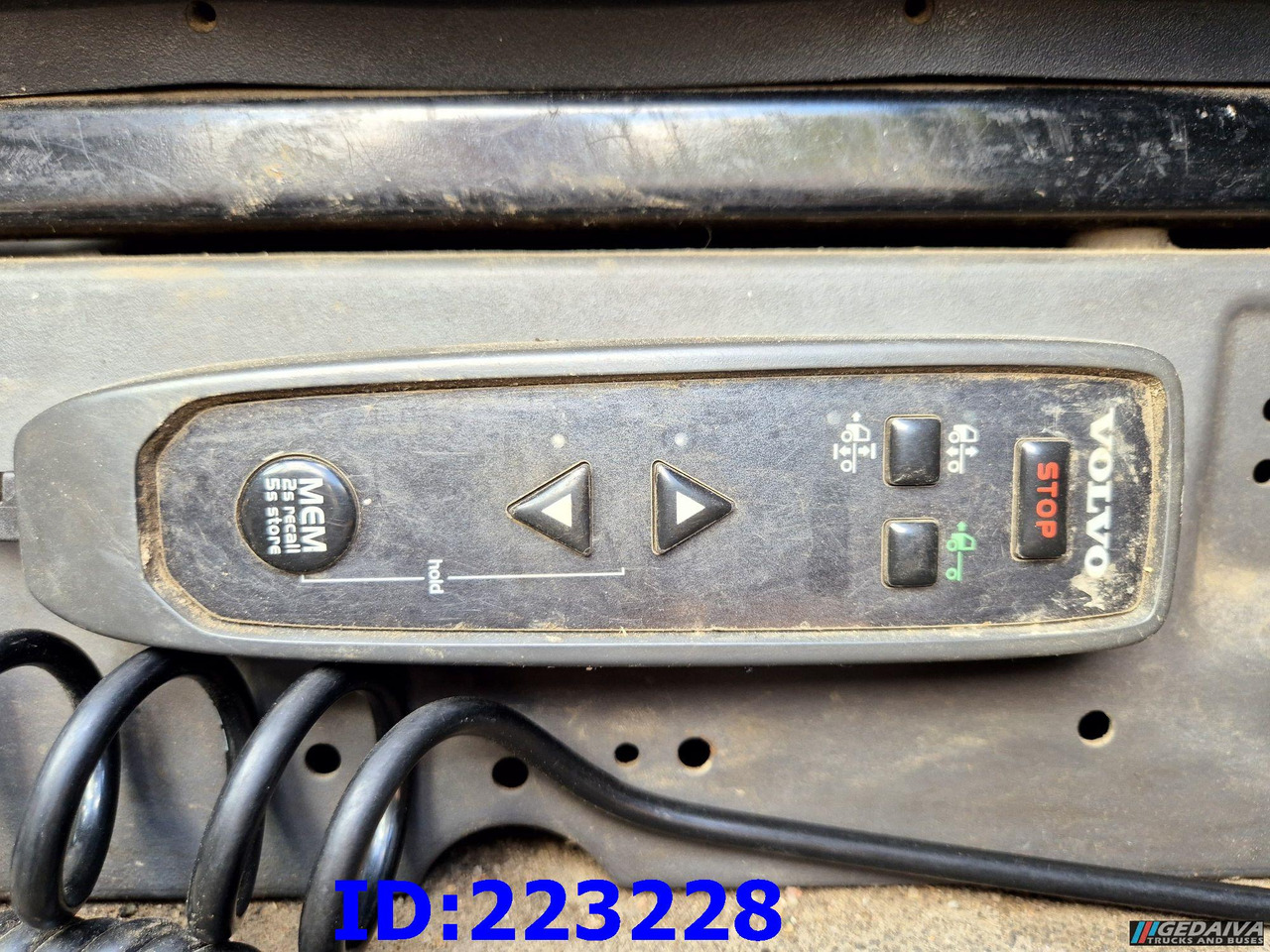 Châssis cabine VOLVO FH13 540HP 8X4 Euro5: photos 10
