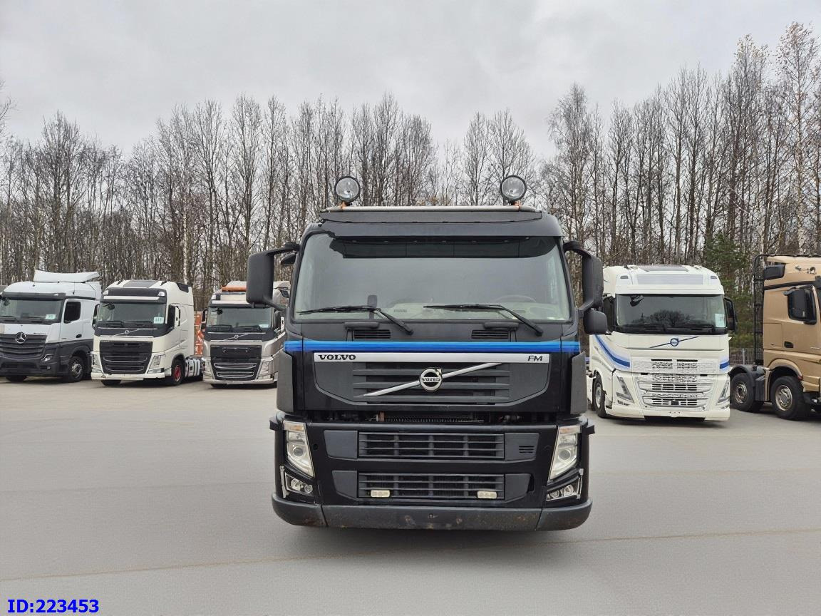 VOLVO FM11 450HP 6x2 TANK 16000 l / VACUUM JUROP PR 150 / ASENIZACYJNY / Euro5 / Steering Axle - Camion citerne: photos 2 VOLVO FM11 450HP 6x2 TANK 16000 l / VACUUM JUROP PR 150 / ASENIZACYJNY / Euro5 / Steering Axle - Camion citerne: photos 2