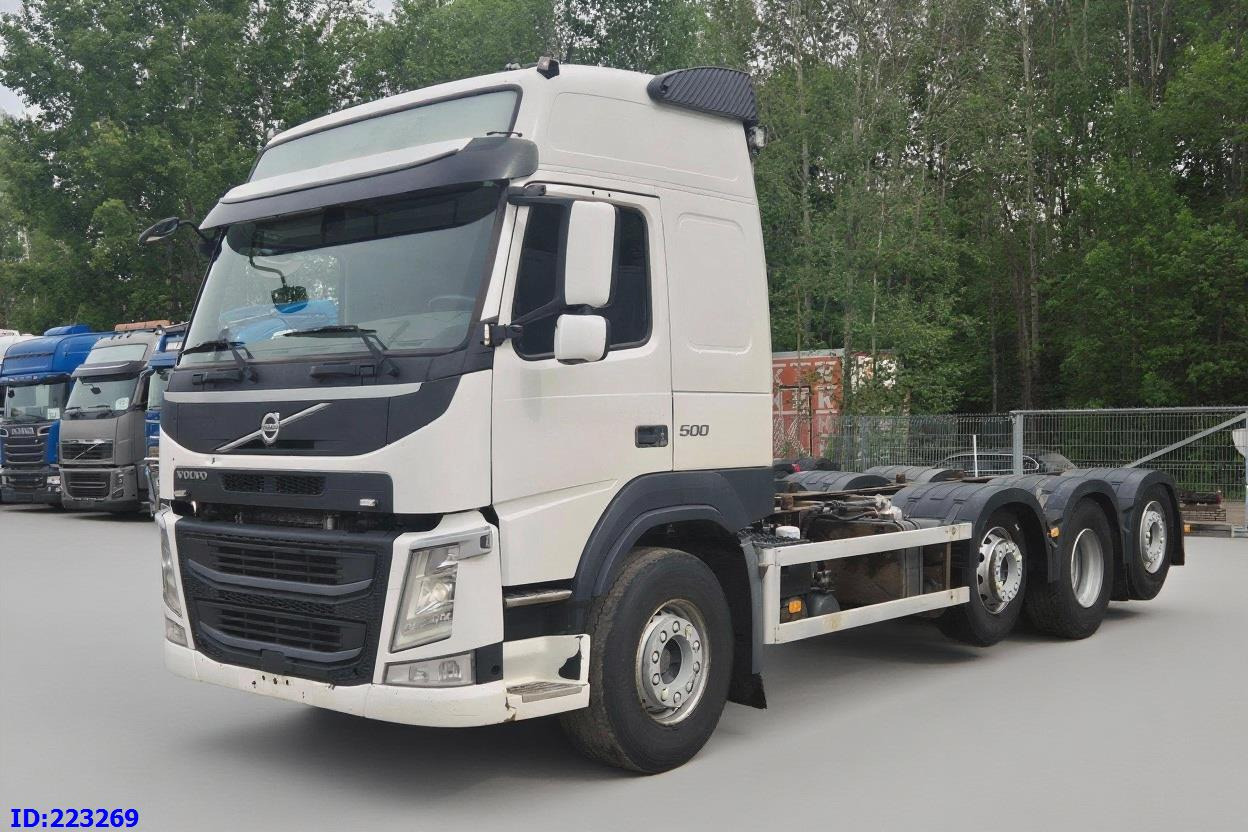 VOLVO FM13 500HP 8x2 (2 steering axels) - Châssis cabine: photos 1 VOLVO FM13 500HP 8x2 (2 steering axels) - Châssis cabine: photos 1