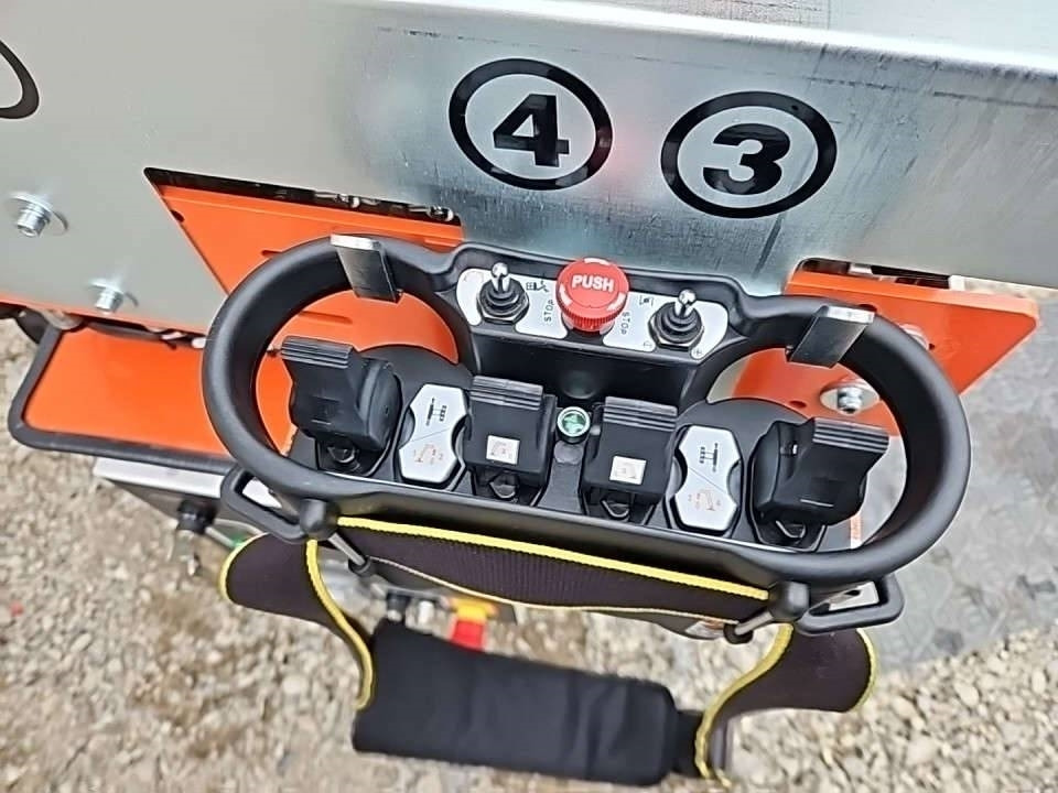 EasyLift R180 - Nacelle articulée, Nacelle araignée: photos 3 EasyLift R180 - Nacelle articulée, Nacelle araignée: photos 3