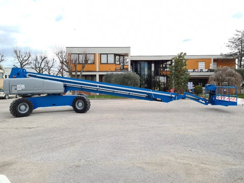 Genie S125 4WD - Nacelle télescopique: photos 2 Genie S125 4WD - Nacelle télescopique: photos 2